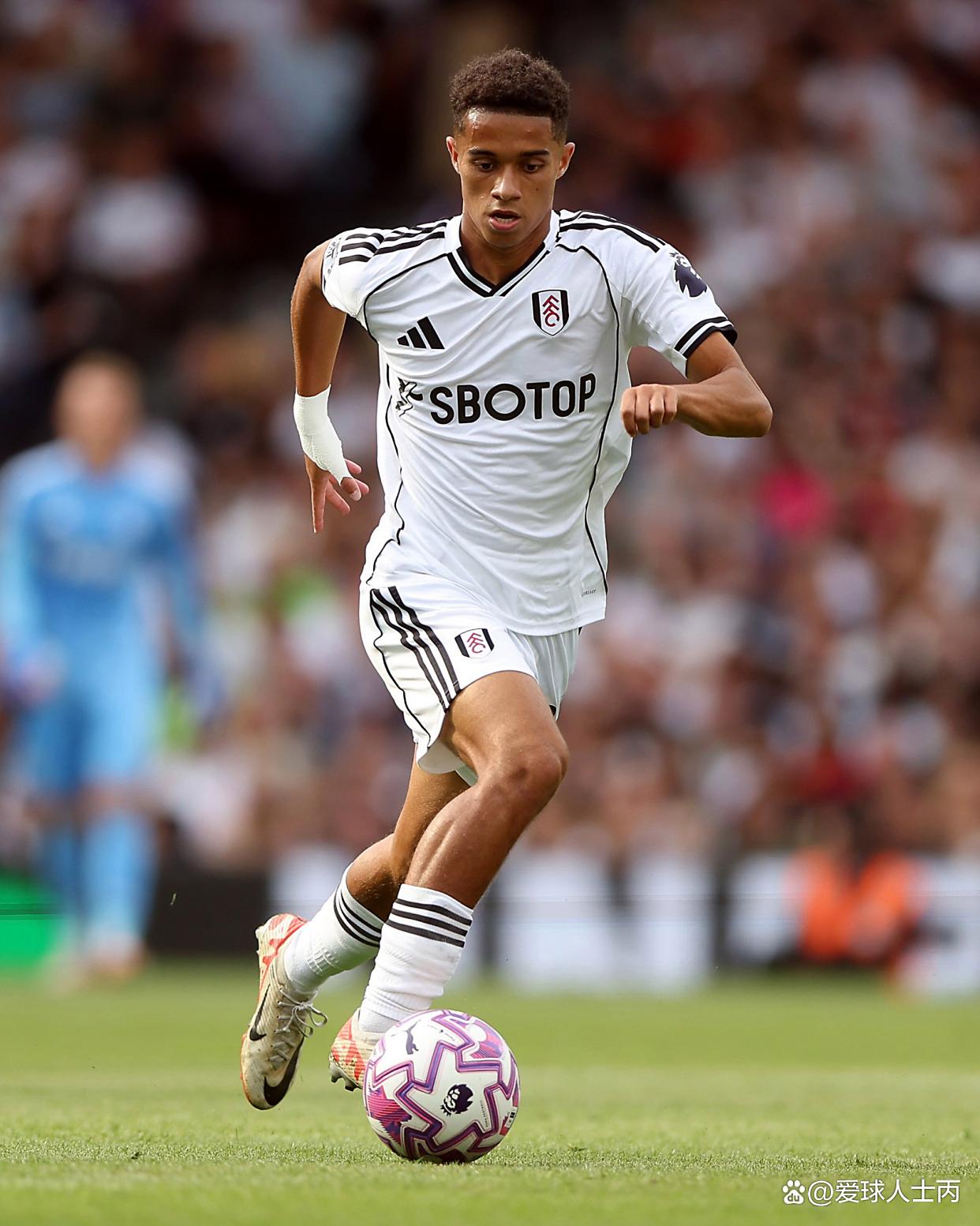 包含波士顿凯尔特人迎葡超关键赛，国际比赛日刷新队史纪录，压力陡增，资深球员宣示担当的词条江南体育官网